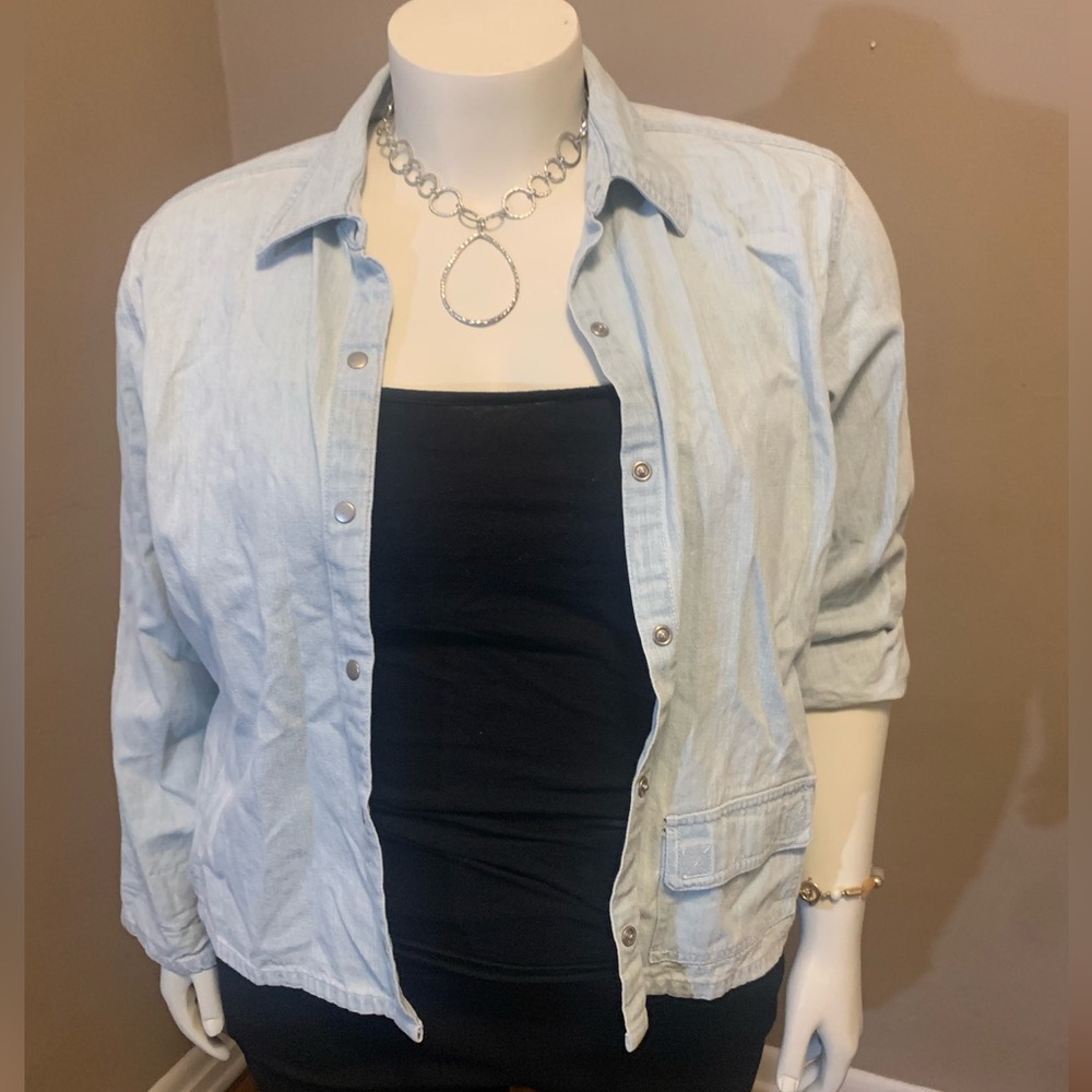 Chico Size 3 Button Up Light Weight Denim Shirt Jacket